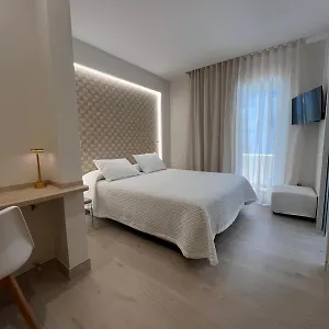 2* Hotel Restaurant Llansola