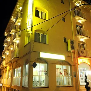 2* Hotel Placa Vella